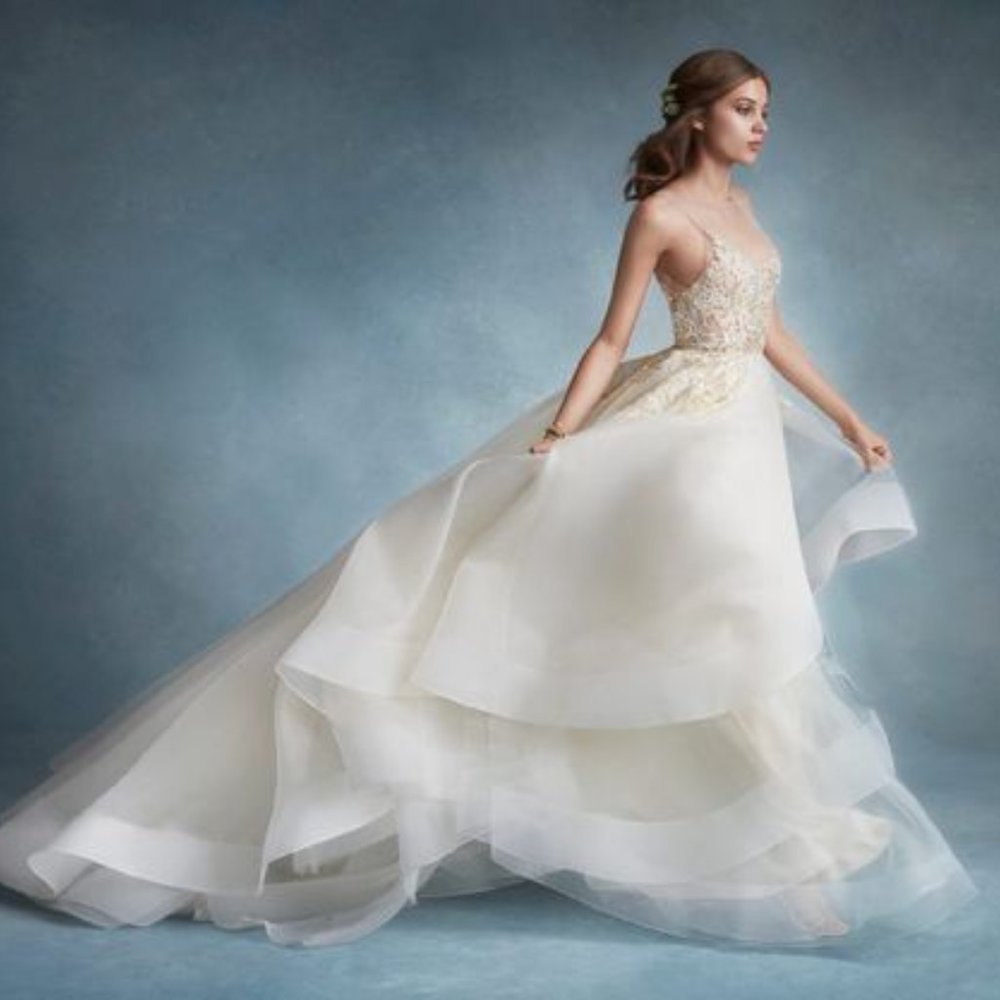 BOHO Romantic Lightweight Bridal Gown for Outdoor Wedding!